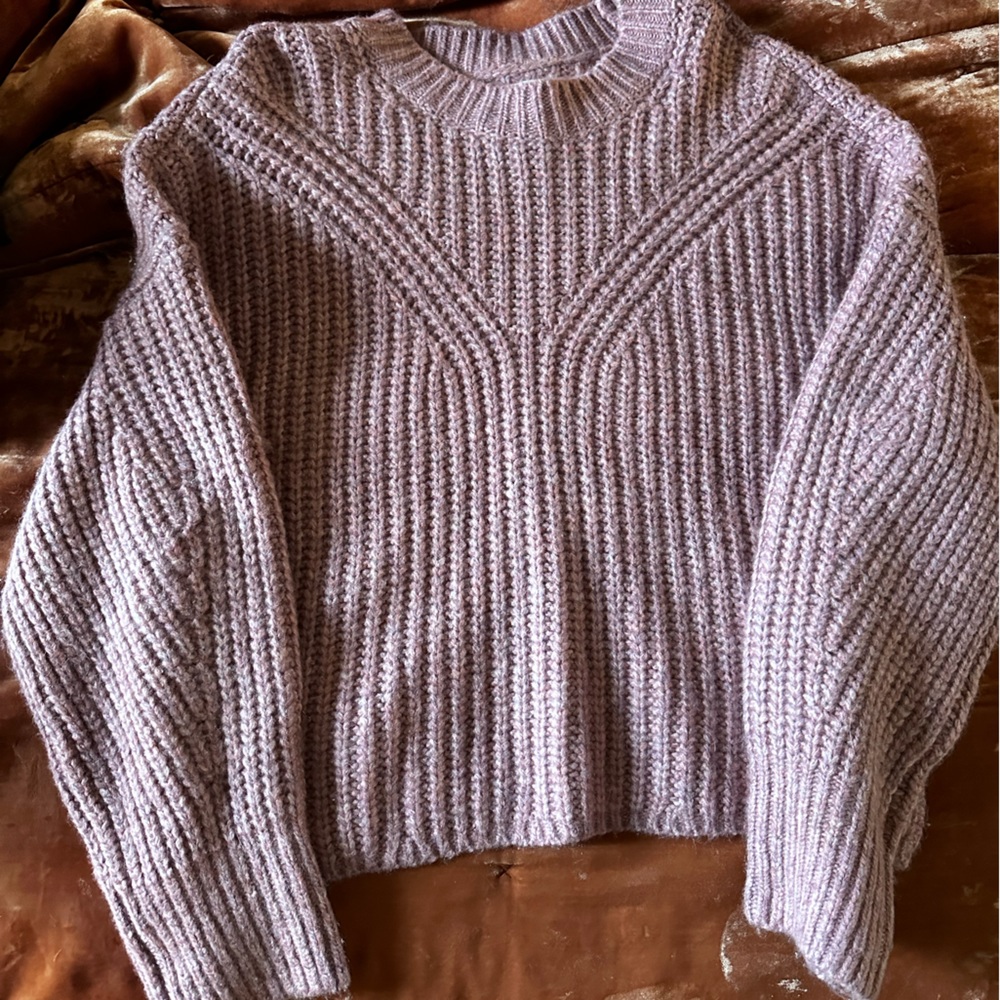 Abercrombie & Fitch Purple Sweater - size m